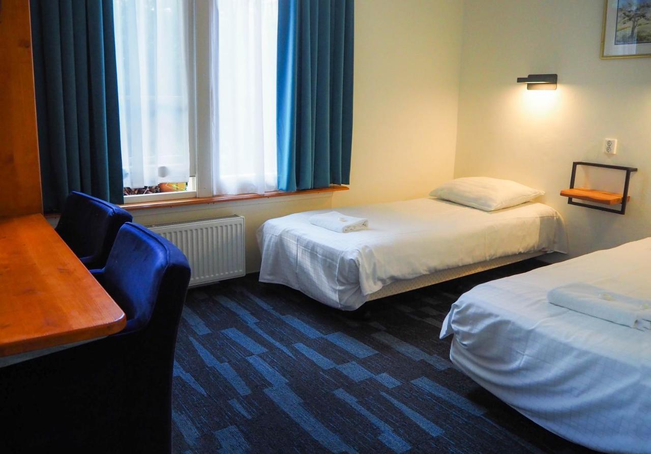 Euphemia Budget Old City Canal Zone Амстердам Екстериор снимка
