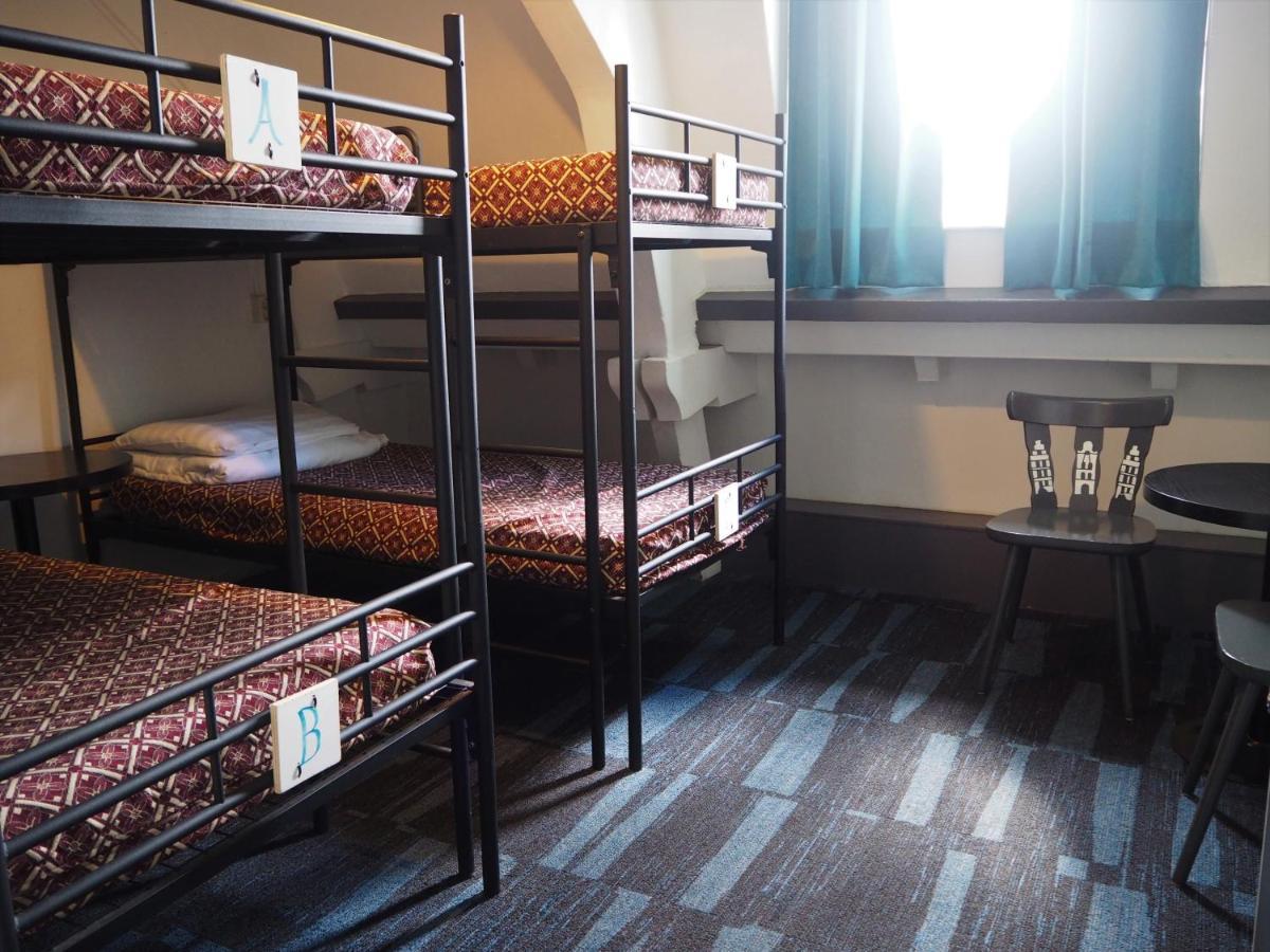 Euphemia Budget Old City Canal Zone Амстердам Екстериор снимка
