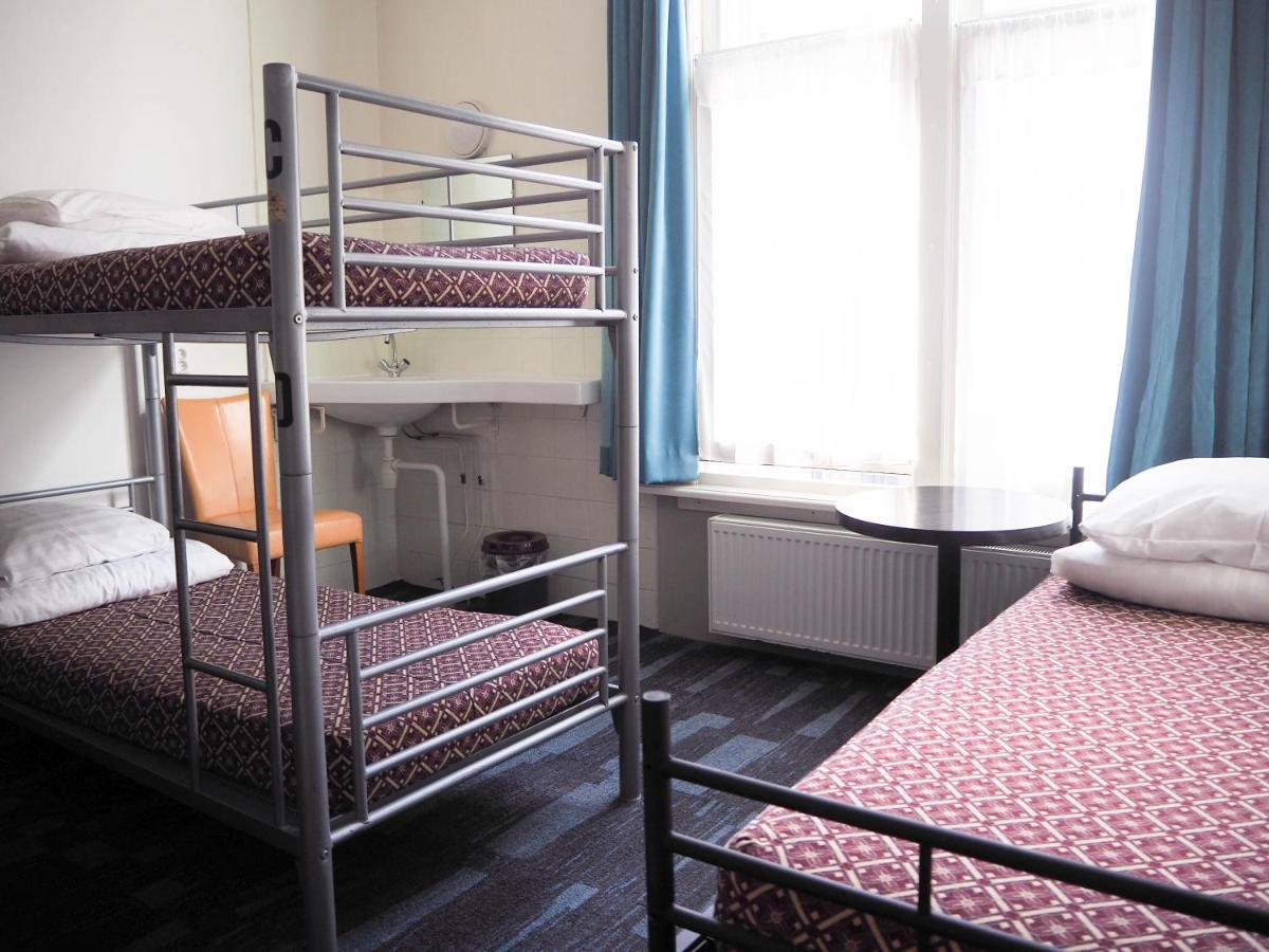 Euphemia Budget Old City Canal Zone Амстердам Екстериор снимка