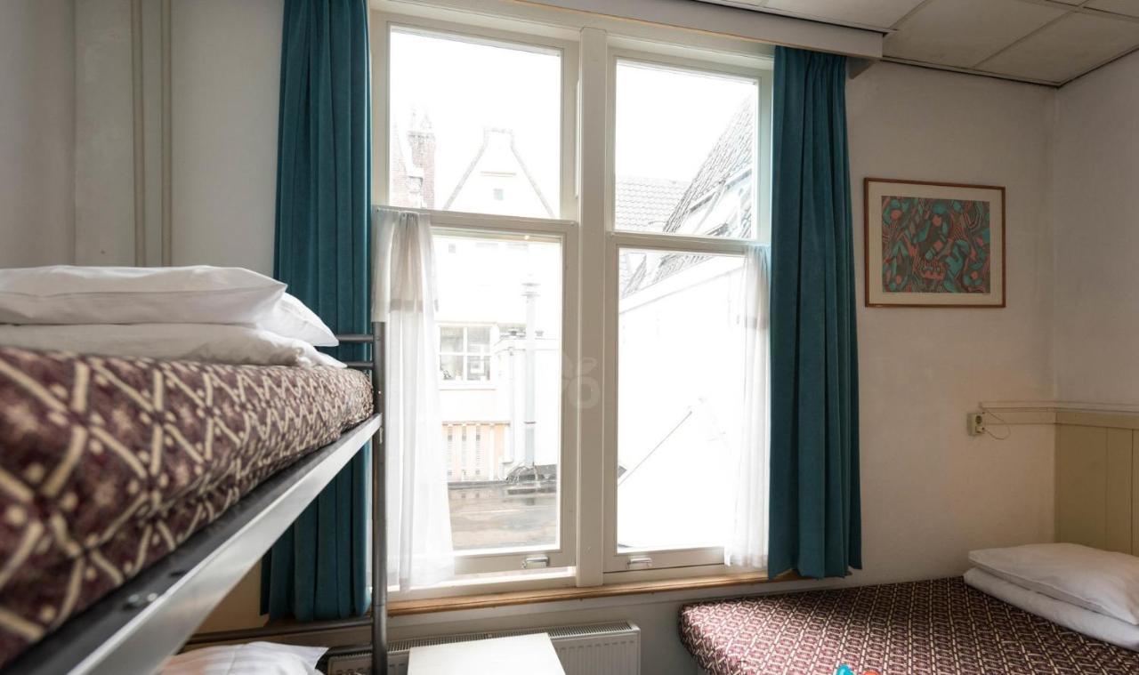 Euphemia Budget Old City Canal Zone Амстердам Екстериор снимка